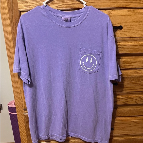 Comfort Colors Lavender Tee - Picture 1 of 3